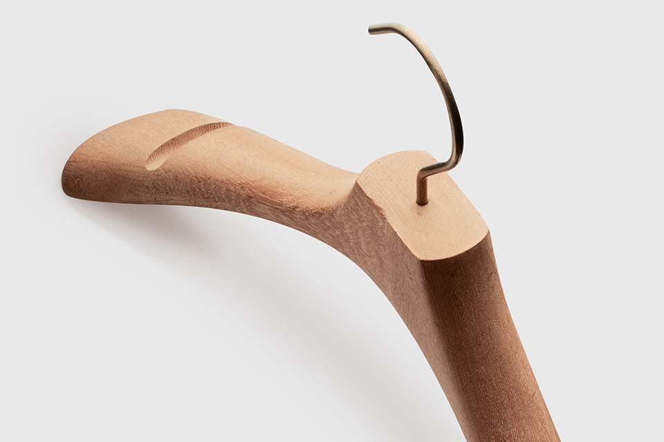 jacket hangers