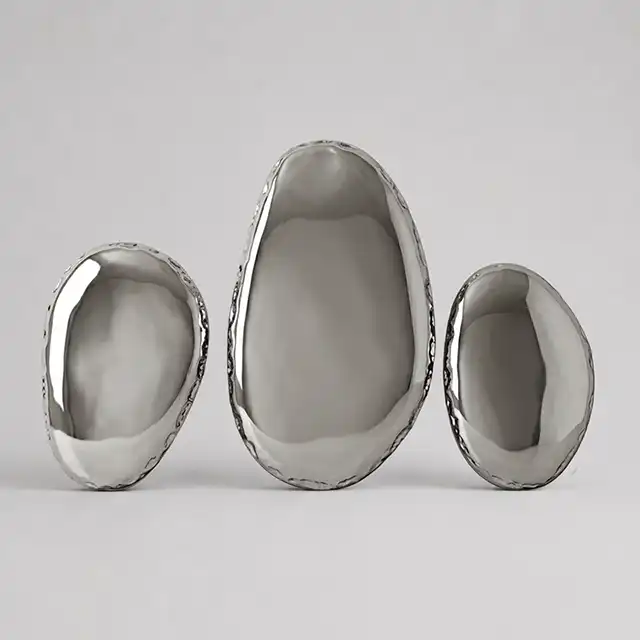sculptural mirrors